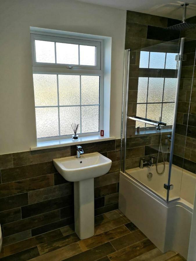 Villa Guildford Town House Extérieur photo