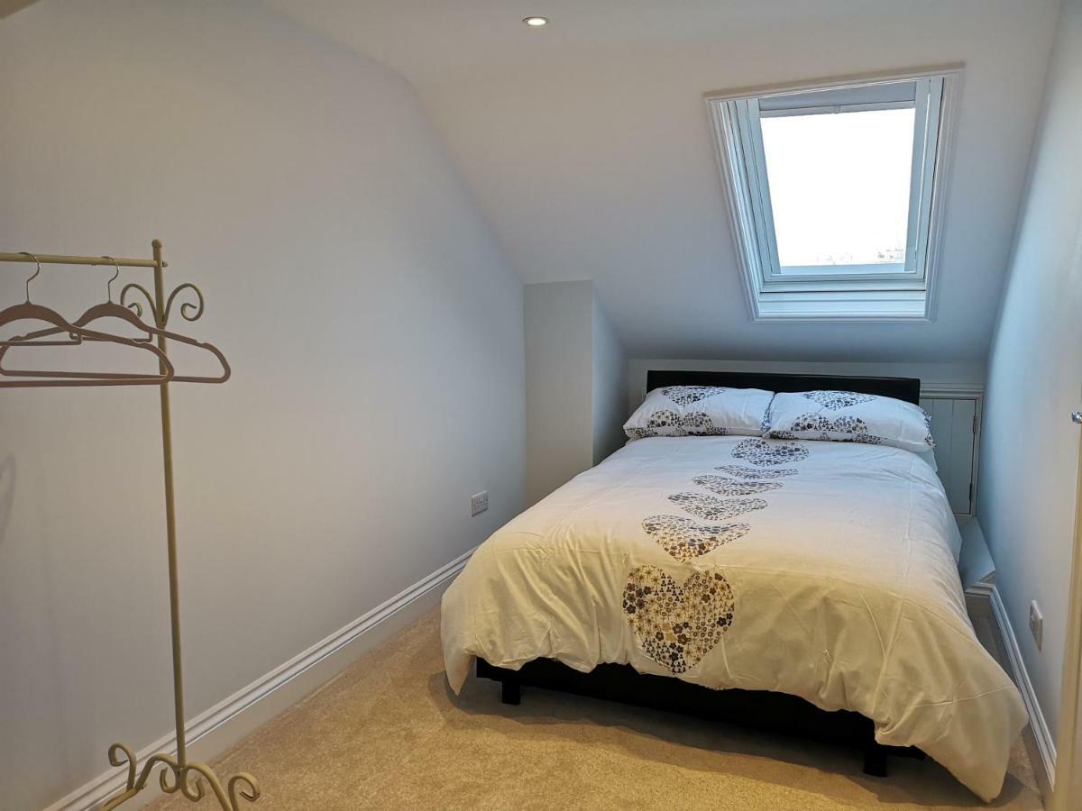 Villa Guildford Town House Extérieur photo